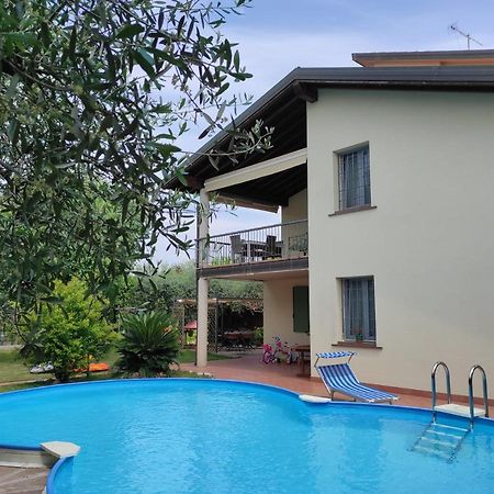 Maison N&M Desenzano del Garda Bagian luar foto